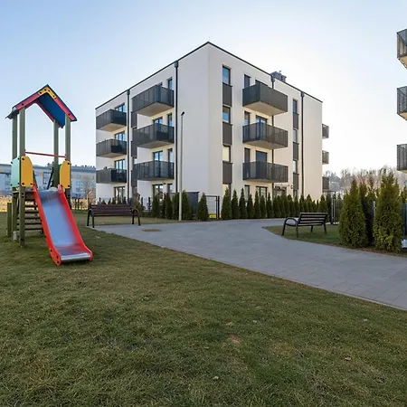 Daire Stylish With Garden And Parking In By Renters *