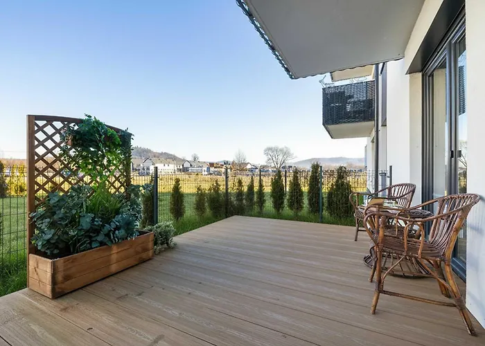 Stylish With Garden And Parking In By Renters Żywiec