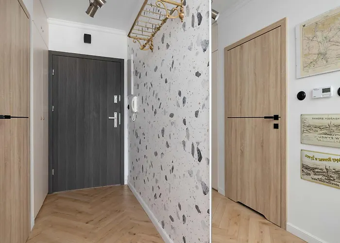 Stylish With Garden And Parking In By Renters * Żywiec